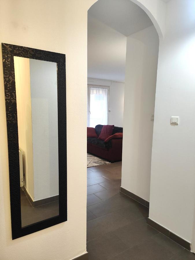 *Appart Lily* Parking* 5 Min Du Coeur De Ville Aubagne Luaran gambar