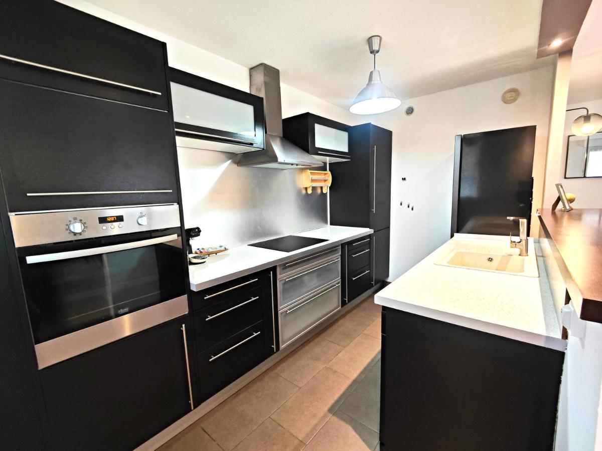 *Appart Lily* Parking* 5 Min Du Coeur De Ville Aubagne Luaran gambar